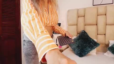 Snapshot of adharasmithh chatting on 3, 3, 2025 AdharaSmithh online show from 3, 3, 2025