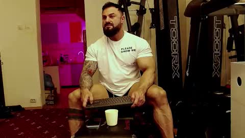 Snapshot of adonis_msc chatting on 30, 9, 2025 Adonis online show from 30, 9, 2025