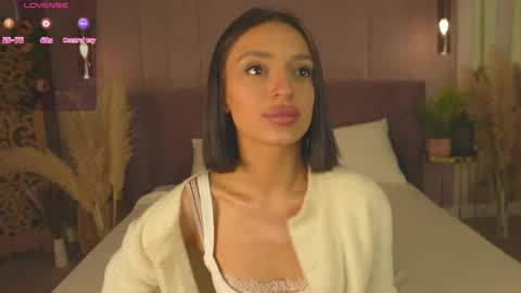 adoracortes online show from 19, 4, 2026