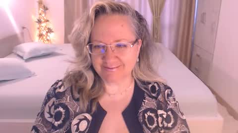 Cryna online show from 10, 10, 2025