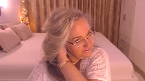 Cryna online show from 25, 2, 2026