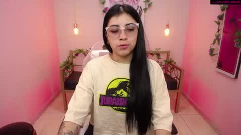 Snapshot of adri_gomez_1 chatting on 6, 7, 2026 Adri online show from 6, 7, 2026