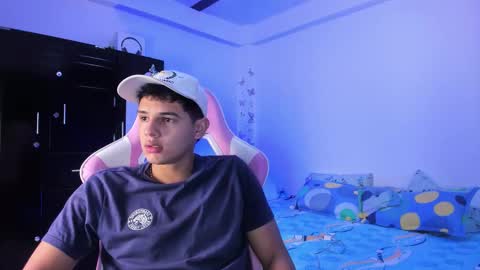 Snapshot of adrian_prime_ chatting on 21, 2, 2026 ADRIAN online show from 21, 2, 2026