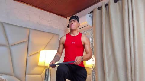 Snapshot of adrian_rae chatting on 26, 2, 2025   online show from 26, 2, 2025