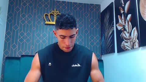 Snapshot of adrian_rae chatting on 6, 3, 2025   online show from 6, 3, 2025