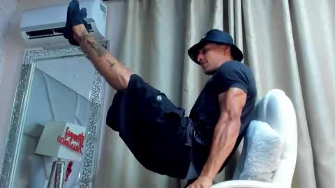   online show from 5, 12, 2025