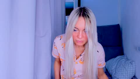 Adriana online show from 26, 2, 2025