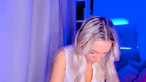 Adriana online show from 27, 2, 2025