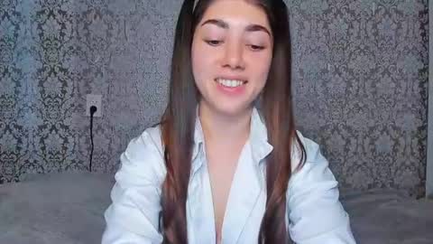 Adriana online show from 30, 6, 2026