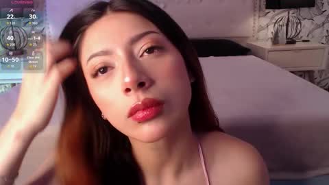 Snapshot of adrianna5_ chatting on 22, 11, 2025 Adriana online show from 22, 11, 2025