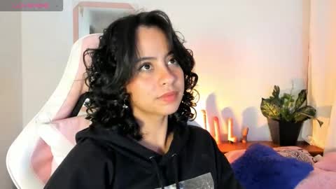 adrianny online show from 31, 10, 2025