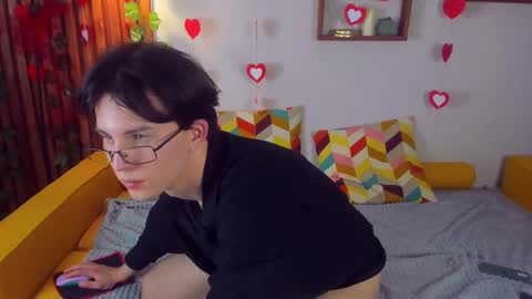 adrianoaubert online show from 18, 2, 2025