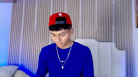 adrianstark_ online show from 13, 6, 2026