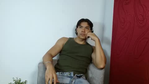 adriel_escalante online show from 2, 10, 2025