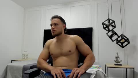 Adrein Roche online show from 12, 3, 2025