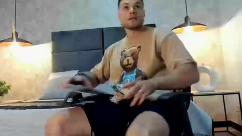 Adrein Roche online show from 12, 9, 2025