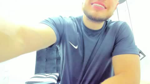 Adrein Roche online show from 6, 10, 2025