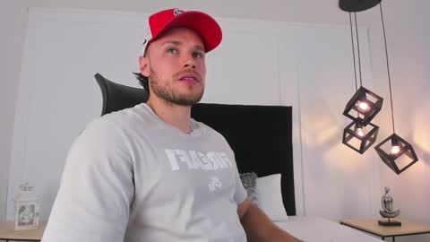 Adrein Roche online show from 29, 10, 2025