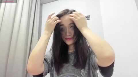 Snapshot of ae_nie chatting on 17, 1, 2025 Aenie online show from 17, 1, 2025