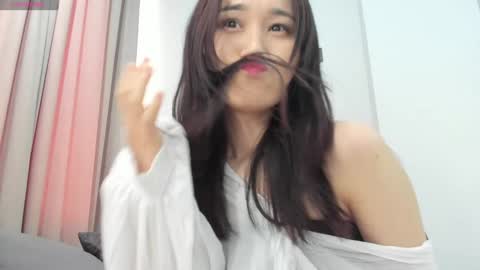 Snapshot of ae_nie chatting on 29, 1, 2025 Aenie online show from 29, 1, 2025