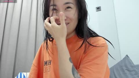 Snapshot of ae_nie chatting on 7, 2, 2025 Aenie online show from 7, 2, 2025