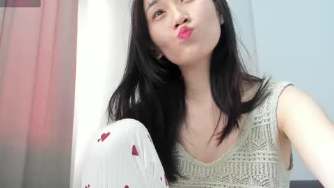 Snapshot of ae_nie chatting on 22, 2, 2025 Aenie online show from 22, 2, 2025