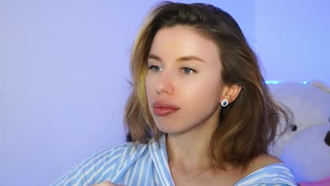 Aelia online show from 3, 3, 2026