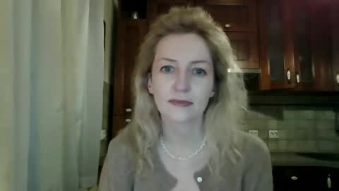 Snapshot of aeroliss chatting on 2, 4, 2026 aeroliss online show from 2, 4, 2026