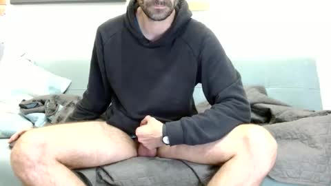 Snapshot of aeroplan1 chatting on 13, 11, 2025 aeroplan1 online show from 13, 11, 2025