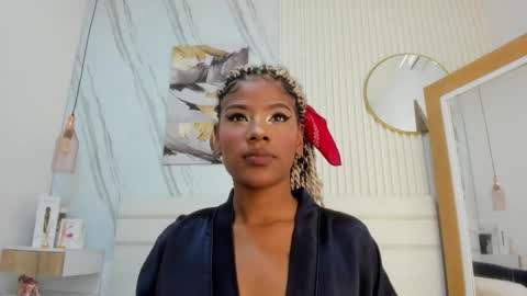 Snapshot of afro_luna chatting on 13, 1, 2026 Afro Luna online show from 13, 1, 2026