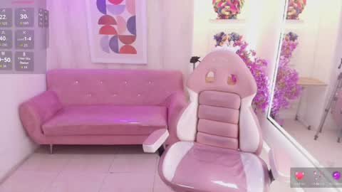 afrodita_loren online show from 9, 6, 2026
