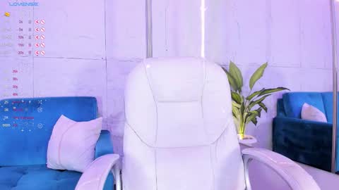 A F R O D I T A  online show from 12, 11, 2025