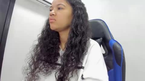 A G A T A  online show from 15, 1, 2026