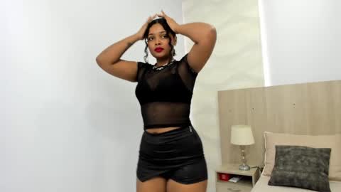 Snapshot of agata_ortiz chatting on 1, 2, 2025 Agata Ortiz online show from 1, 2, 2025