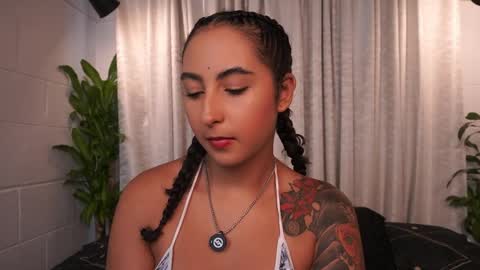 Snapshot of agatha_collinss chatting on 20, 4, 2026 Val inst agatha clls online show from 20, 4, 2026
