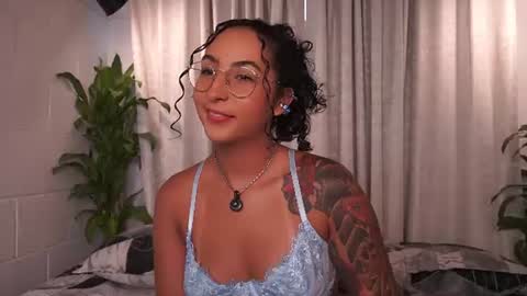 Snapshot of agatha_collinss chatting on 21, 6, 2026 Val inst agatha clls online show from 21, 6, 2026