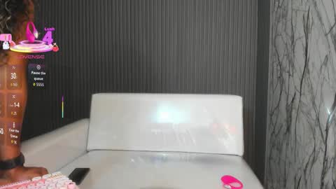 Snapshot of agatha_foxy1 chatting on 11, 9, 2025 NATASHA online show from 11, 9, 2025