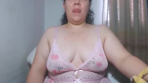 Snapshot of agathaaaa chatting on 6, 10, 2025 online show from 6, 10, 2025