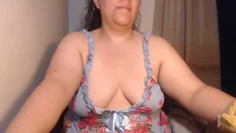 Snapshot of agathaaaa chatting on 14, 11, 2025 online show from 14, 11, 2025