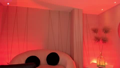 Agatha online show from 14, 1, 2025