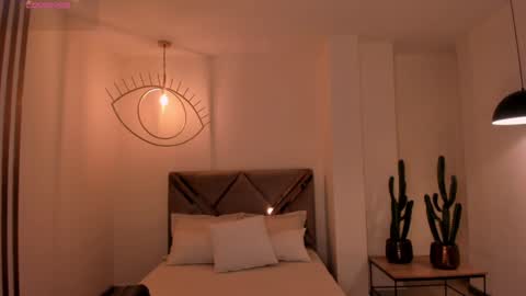 Agatha online show from 30, 1, 2025