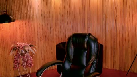 Snapshot of agathakondo chatting on 12, 6, 2026 Agatha online show from 12, 6, 2026