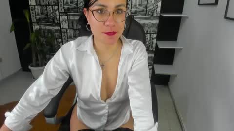 Aghata Moon online show from 20, 12, 2024