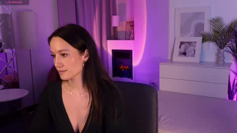 Agnes online show from 30, 11, 2025