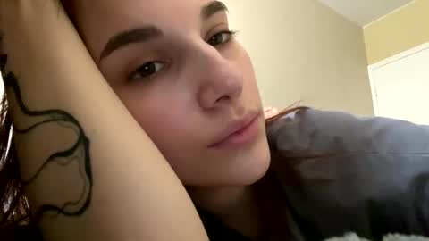 Agnes online show from 10, 11, 2025