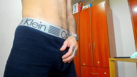 Agustin online show from 22, 1, 2025