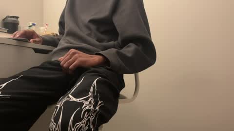 Dylan online show from 5, 4, 2026