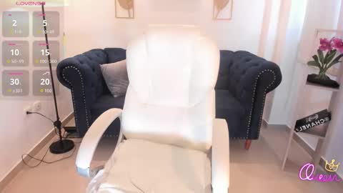 AIDA ADAMS online show from 25, 2, 2026