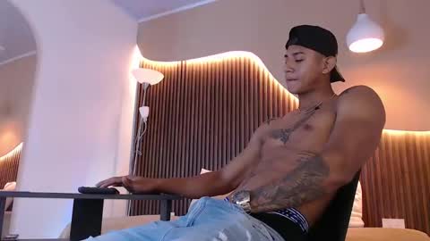 Aiden online show from 28, 9, 2025