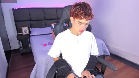 Aiden  online show from 15, 11, 2025